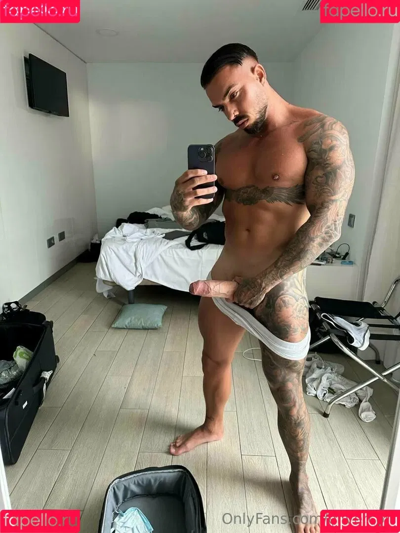 olivercolt Onlyfans Photo Gallery 