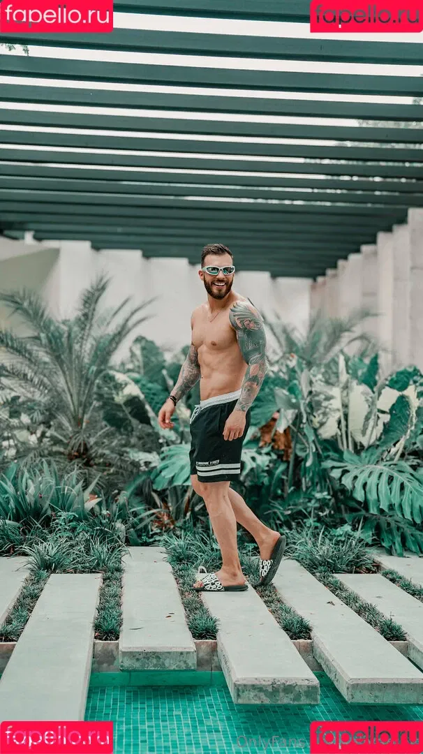 olivercolt Onlyfans Photo Gallery 