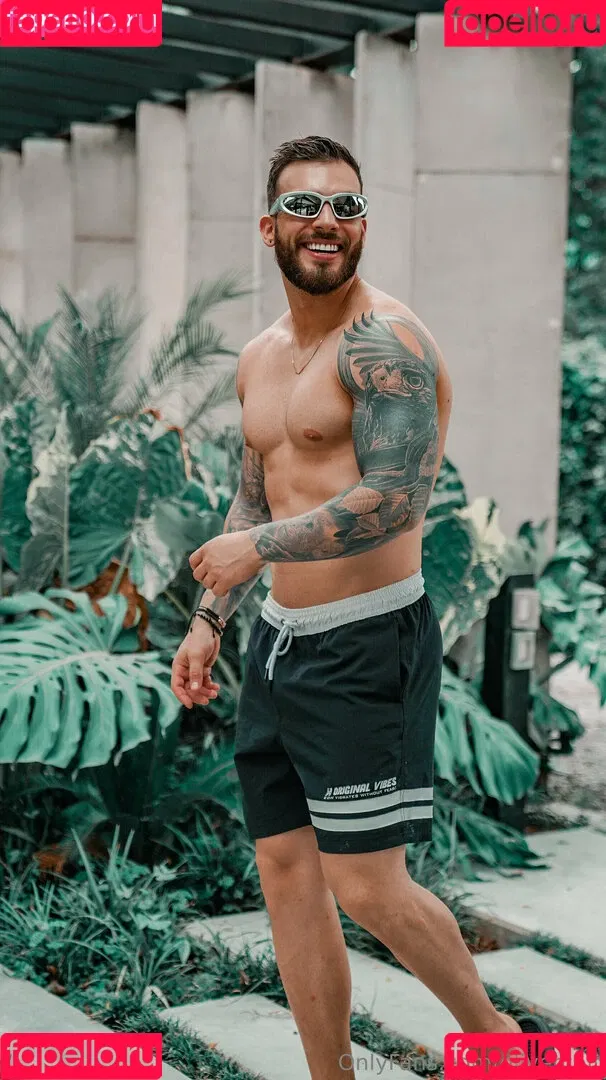 olivercolt Onlyfans Photo Gallery 