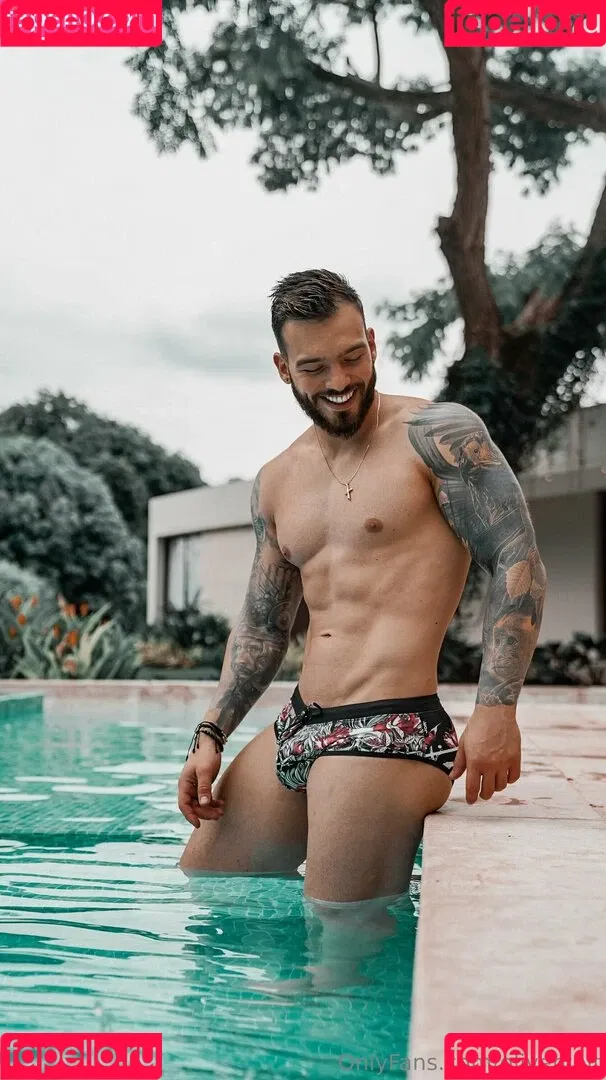 olivercolt Onlyfans Photo Gallery 