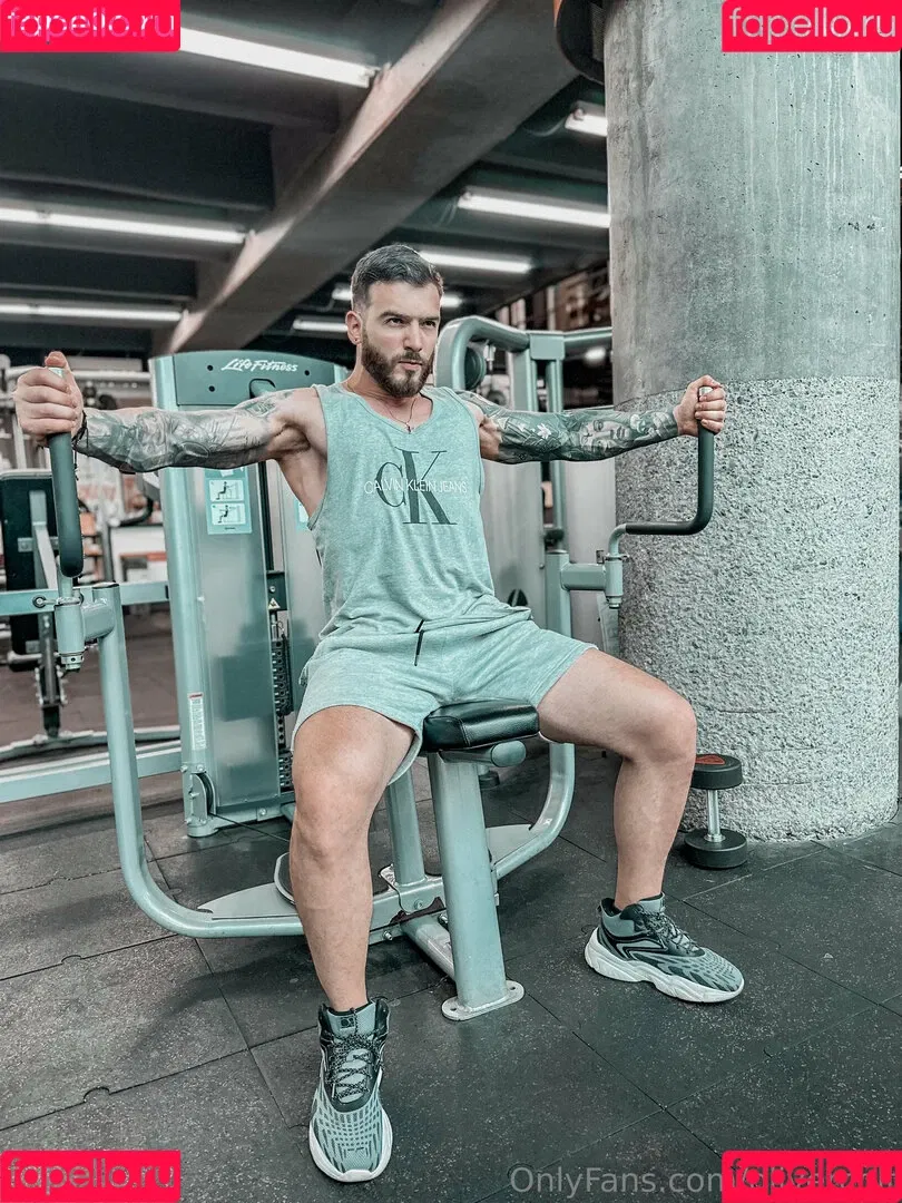 olivercolt Onlyfans Photo Gallery 