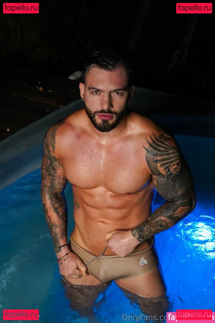 olivercolt Onlyfans Photo Gallery 
