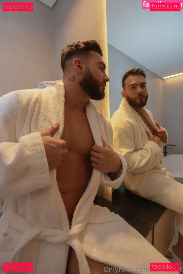 olivercolt Onlyfans Photo Gallery 