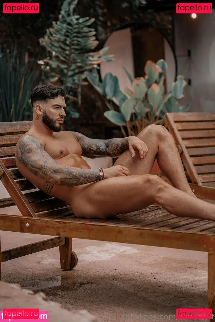 olivercolt Onlyfans Photo Gallery 