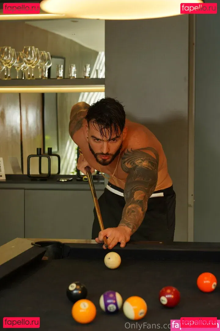 olivercolt Onlyfans Photo Gallery 