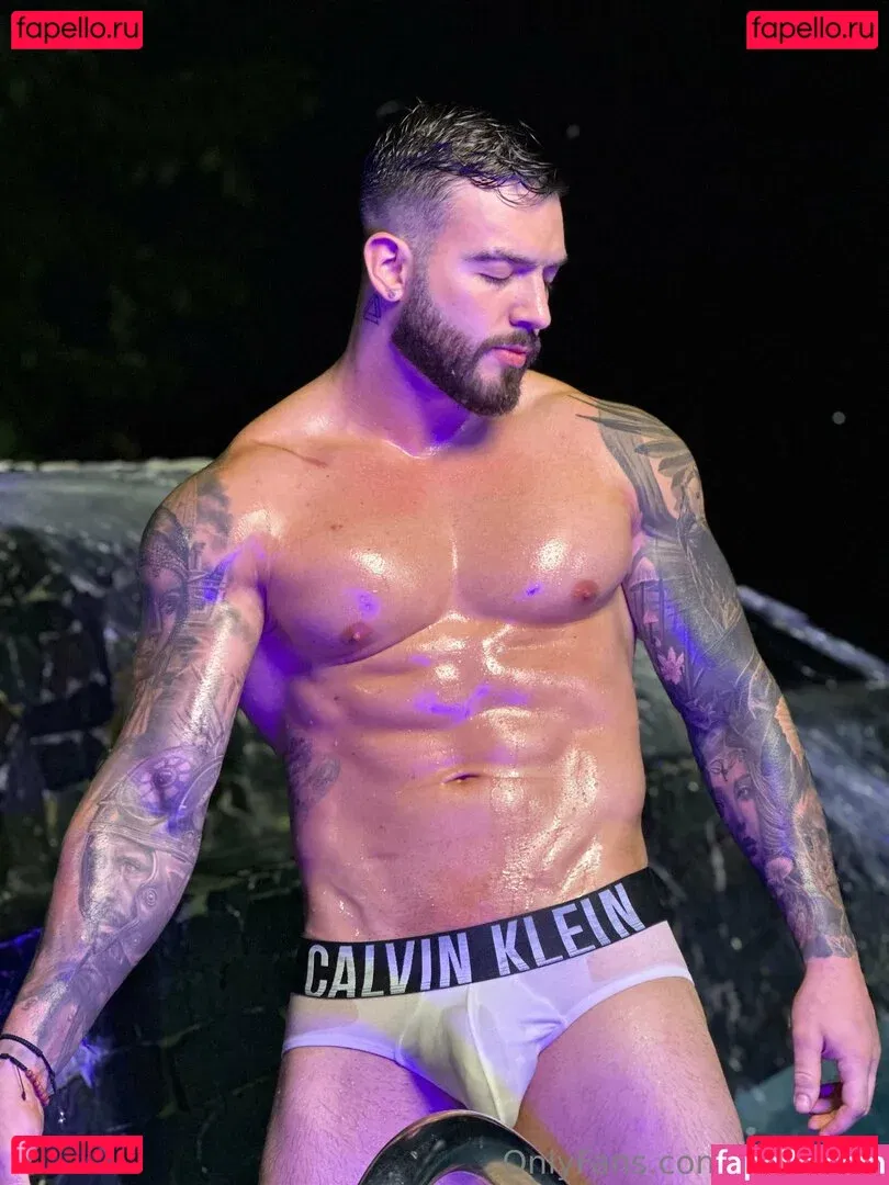 olivercolt Onlyfans Photo Gallery 