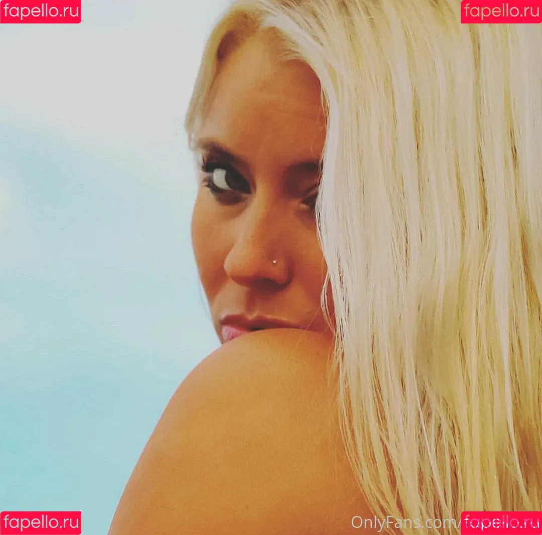 alipie1689 Onlyfans Photo Gallery 
