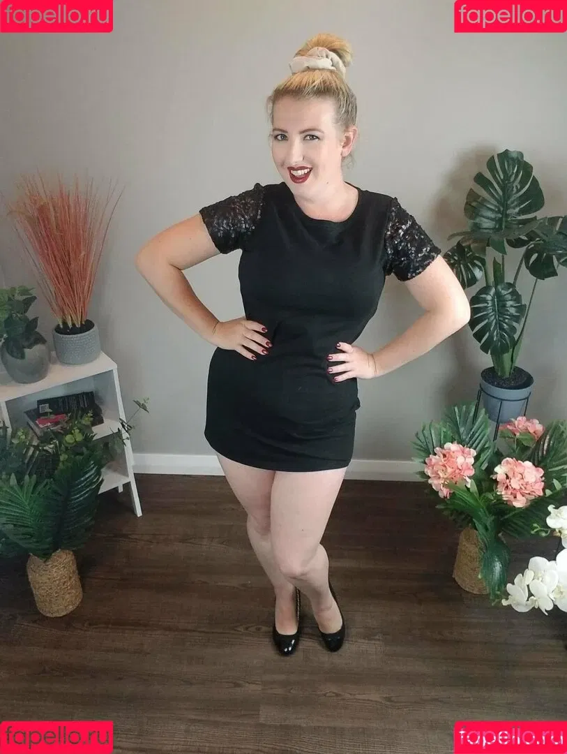 electralashes Onlyfans Photo Gallery 
