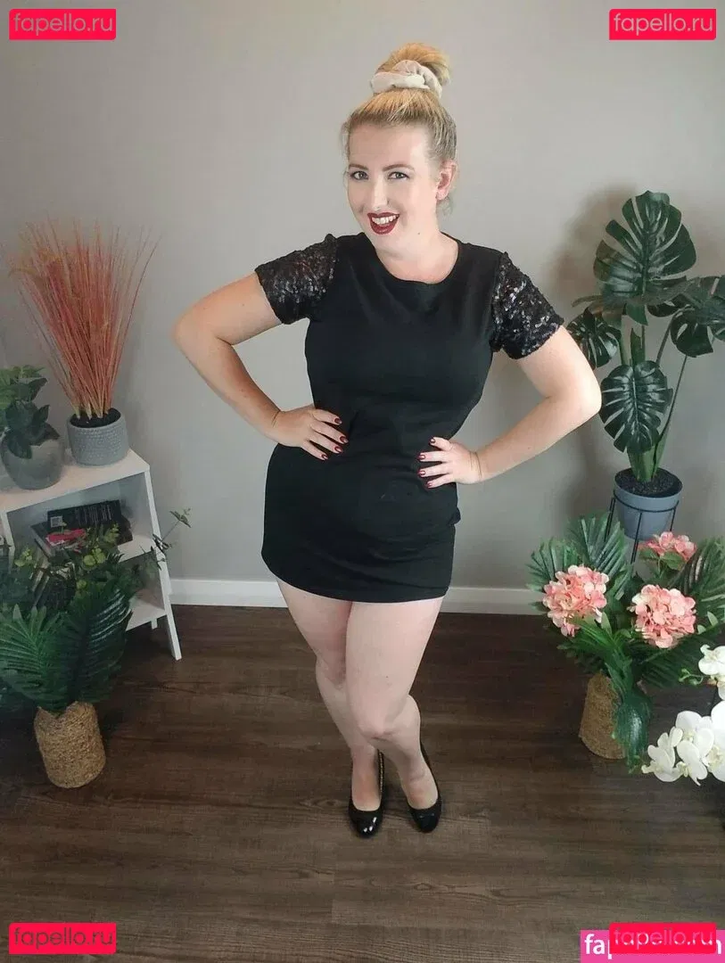 electralashes Onlyfans Photo Gallery 