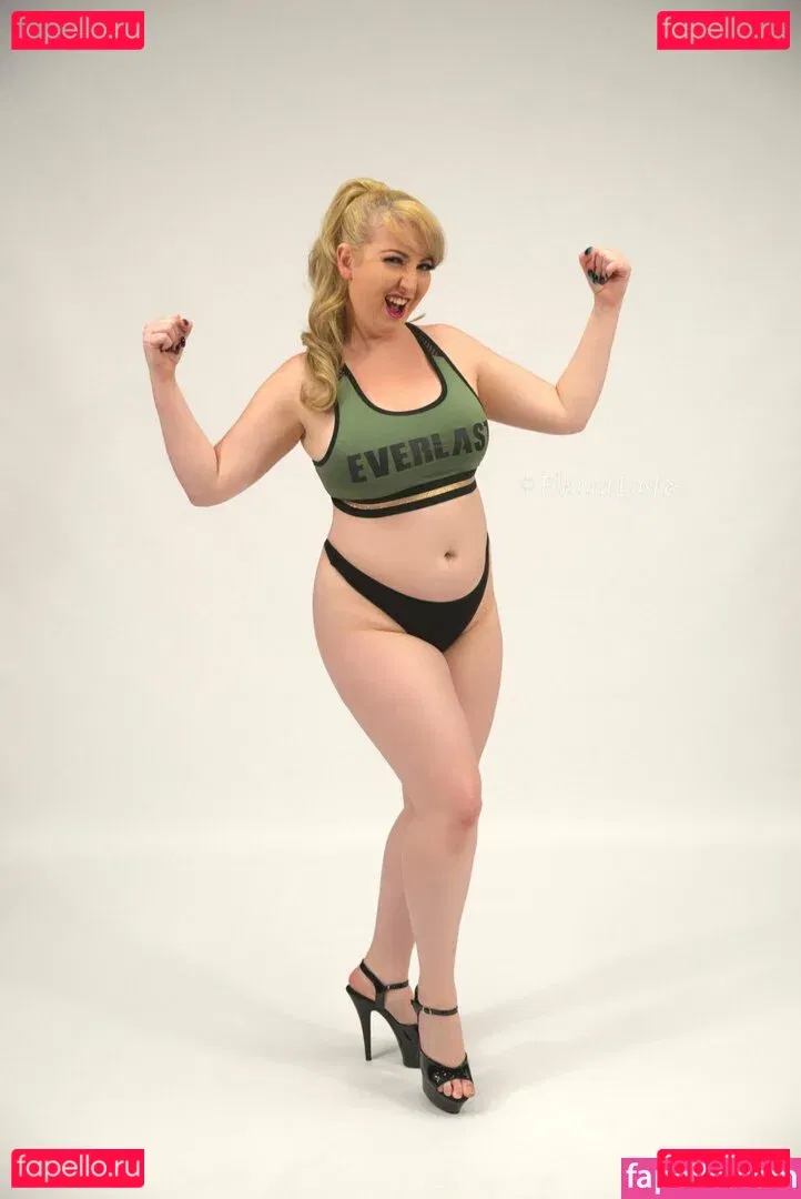 electralashes Onlyfans Photo Gallery 