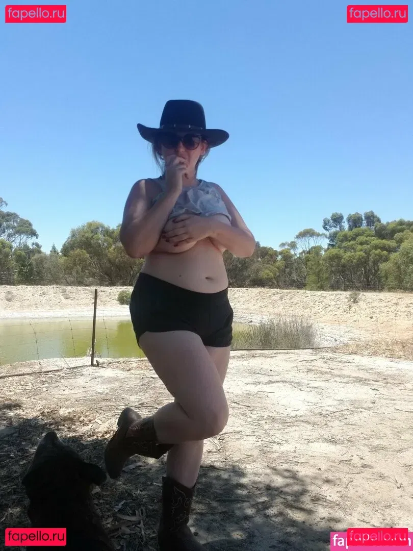 electralashes Onlyfans Photo Gallery 