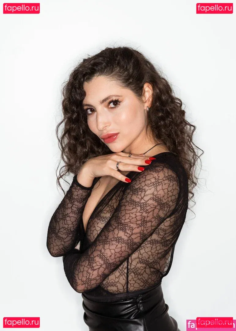 Straplez Onlyfans Photo Gallery 