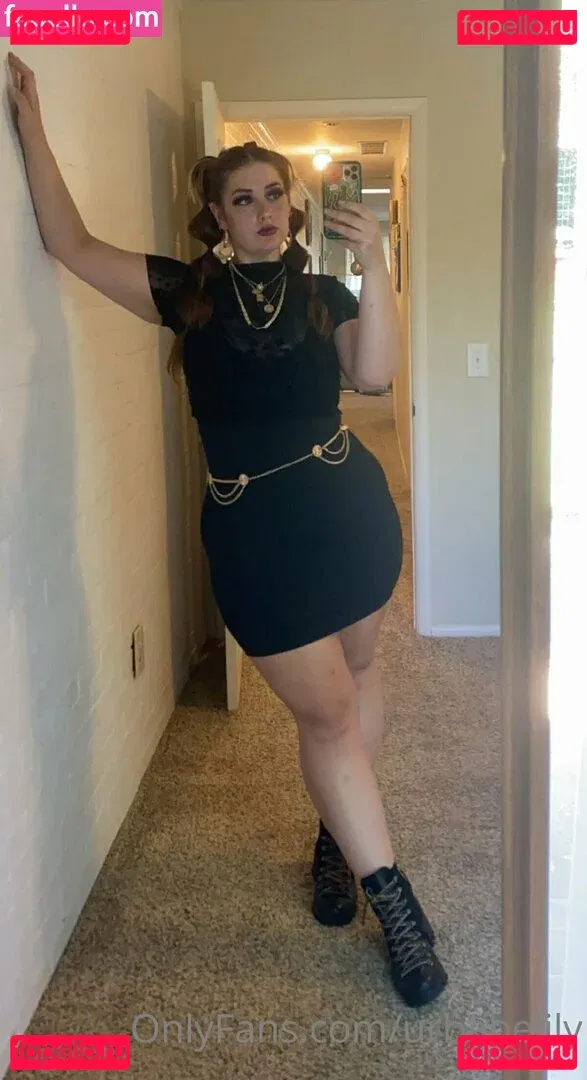 urbabelily Onlyfans Photo Gallery 