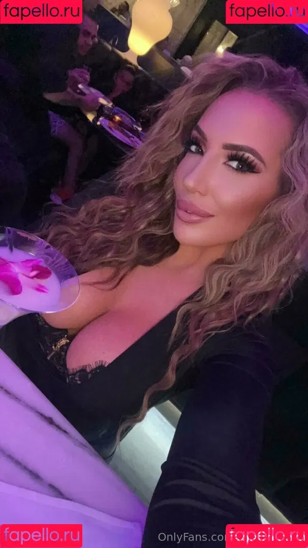 richelleryan Onlyfans Photo Gallery 