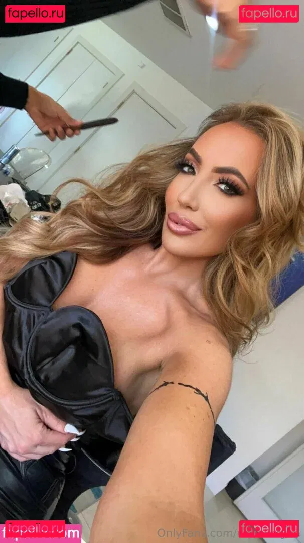 richelleryan Onlyfans Photo Gallery 