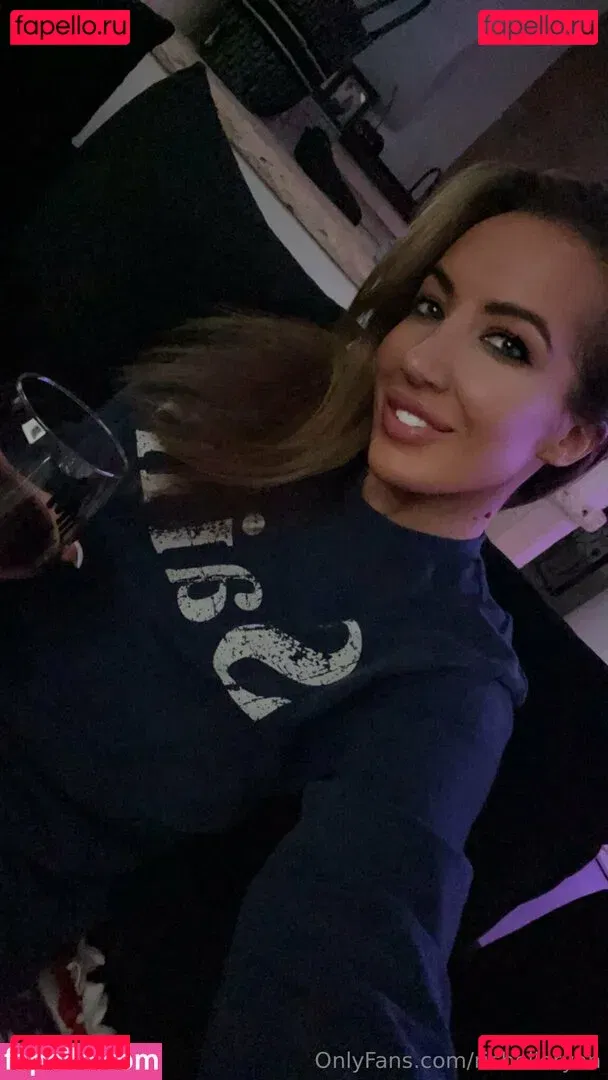 richelleryan Onlyfans Photo Gallery 