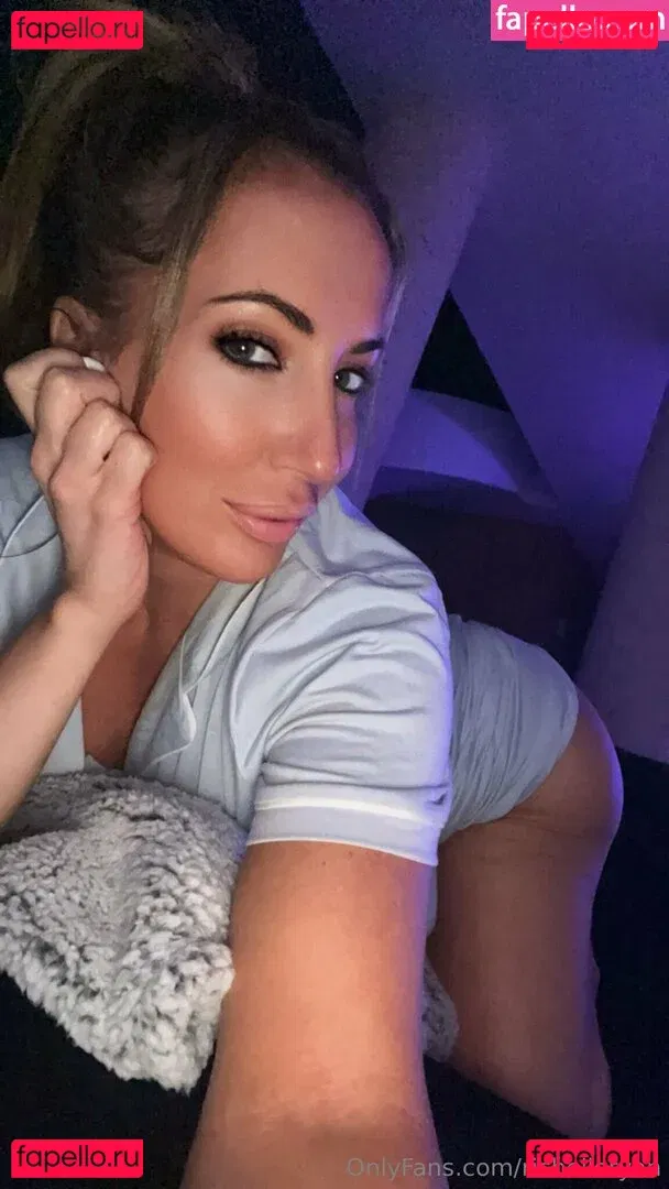 richelleryan Onlyfans Photo Gallery 