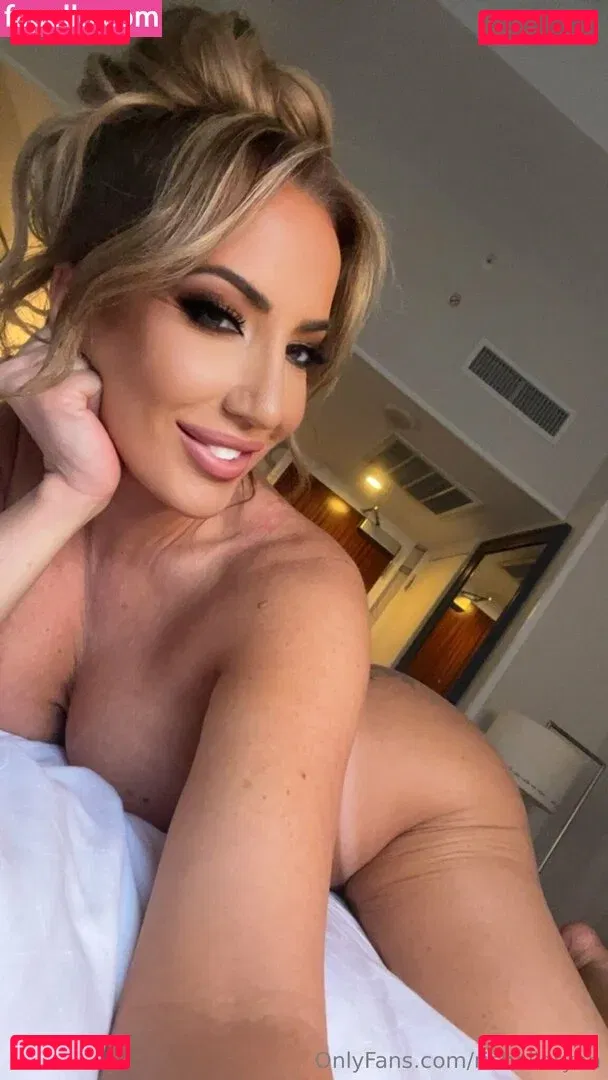 richelleryan Onlyfans Photo Gallery 