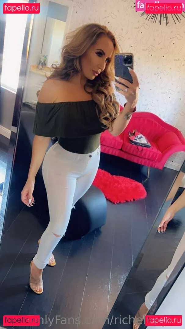 richelleryan Onlyfans Photo Gallery 