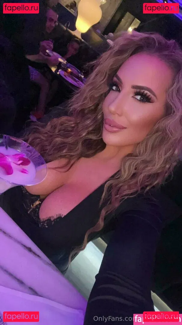 richelleryan Onlyfans Photo Gallery 