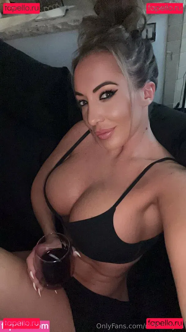 richelleryan Onlyfans Photo Gallery 