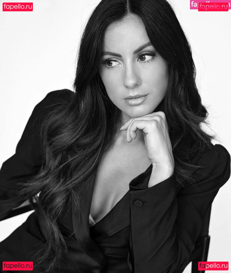 Sophie Craig Onlyfans Photo Gallery 