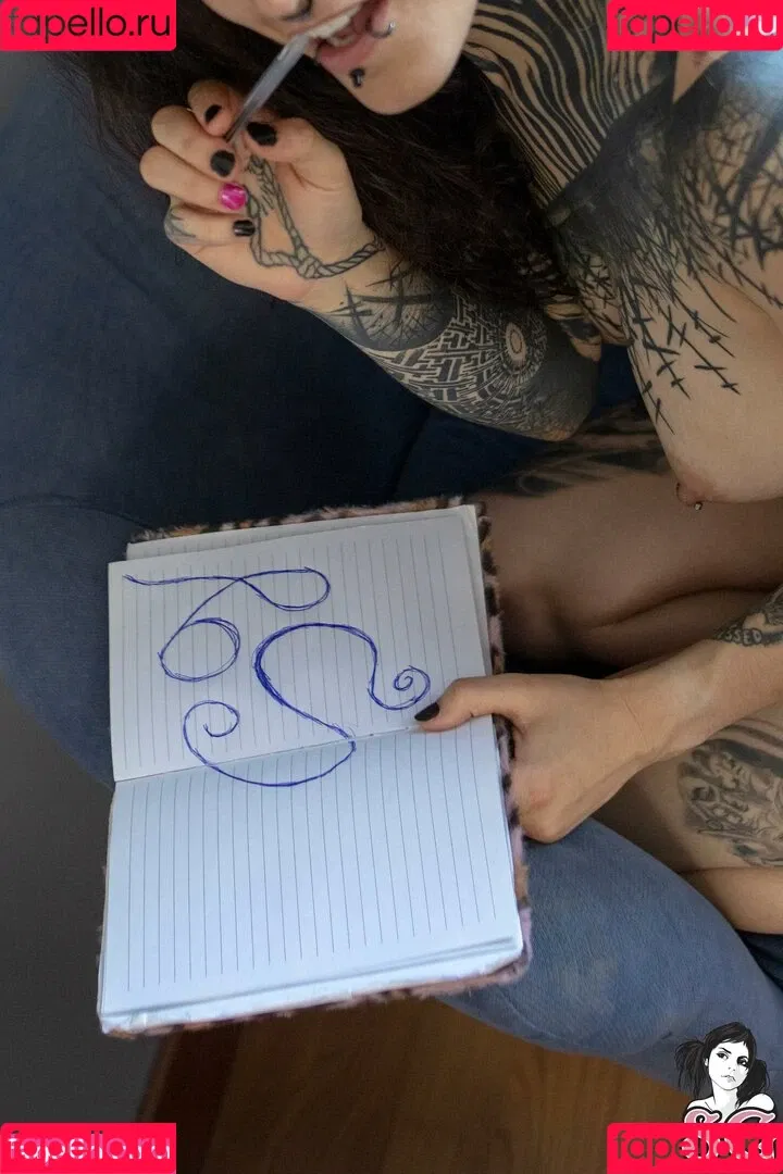 Mollymoon Onlyfans Photo Gallery 