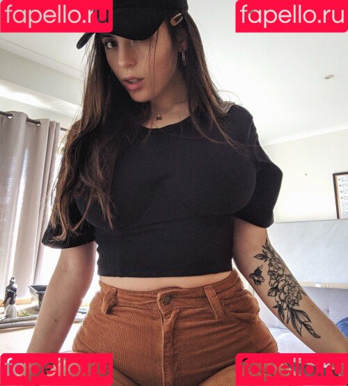 Heyimbee Onlyfans Photo Gallery 