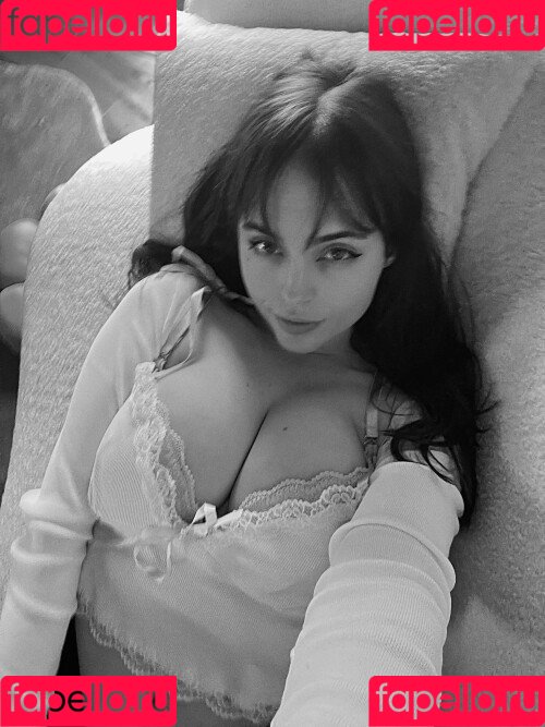 Heyimbee Onlyfans Photo Gallery 