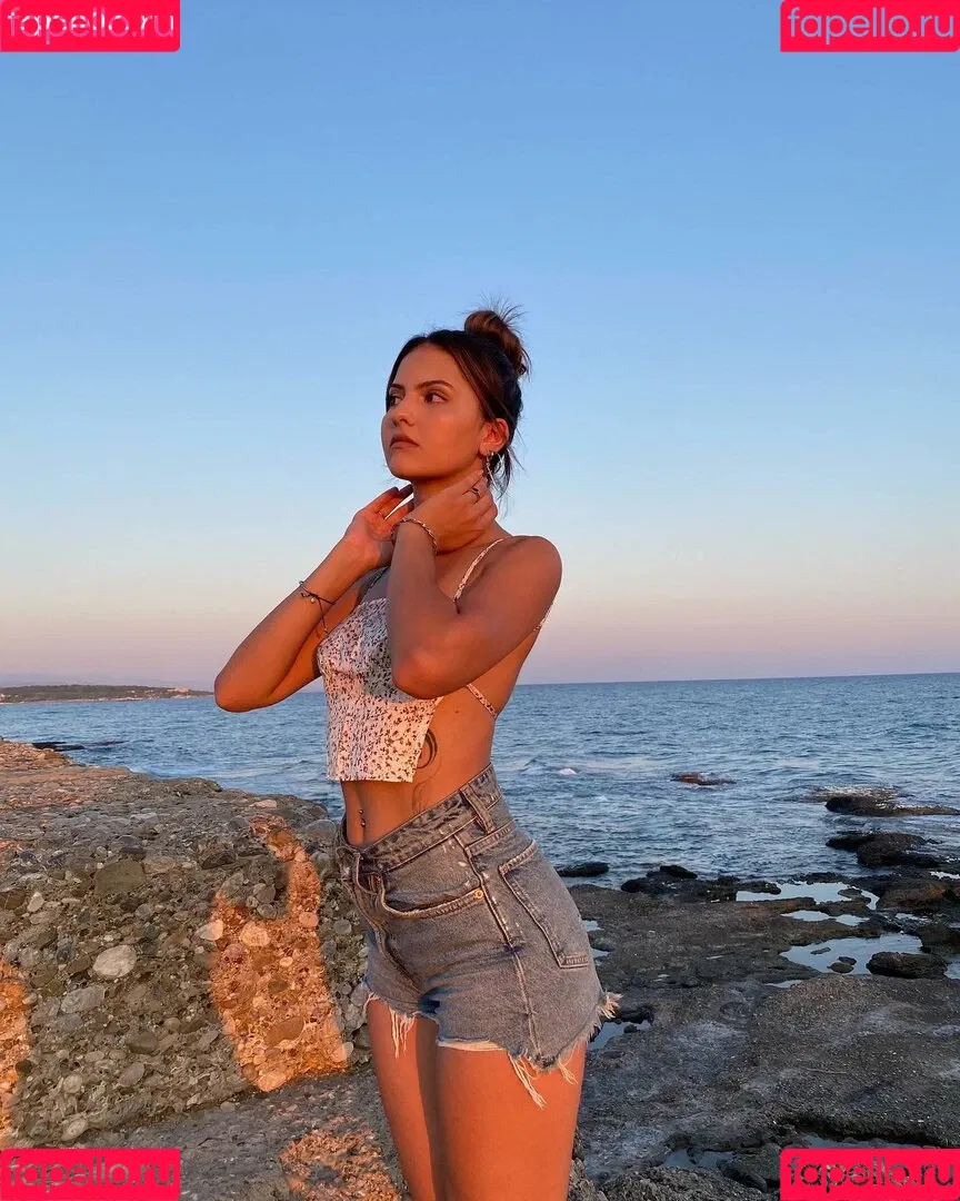 Zeynep Kurubacak Onlyfans Photo Gallery 