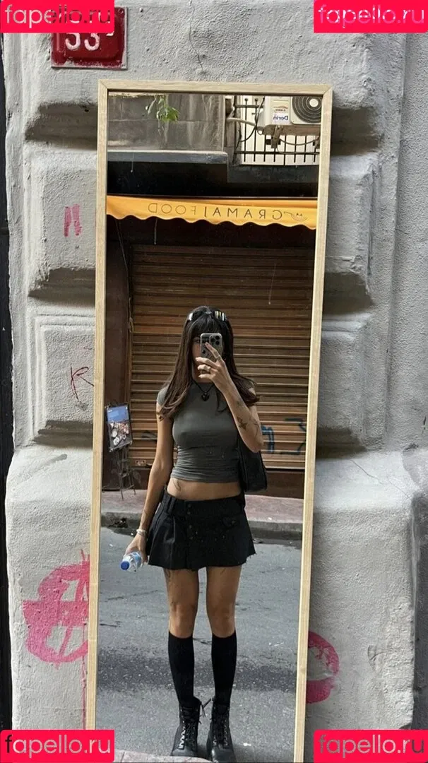 Zeynep Kurubacak Onlyfans Photo Gallery 