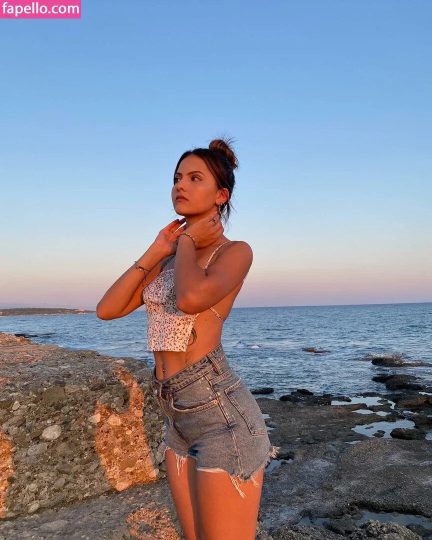 Zeynep Kurubacak Onlyfans Photo Gallery 