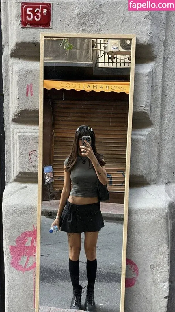 Zeynep Kurubacak Onlyfans Photo Gallery 