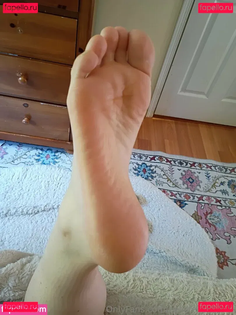 bellsfeetandass Onlyfans Photo Gallery 