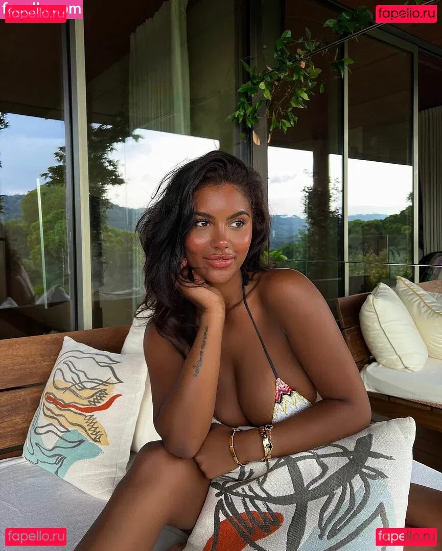 aaliyahceilia Onlyfans Photo Gallery 