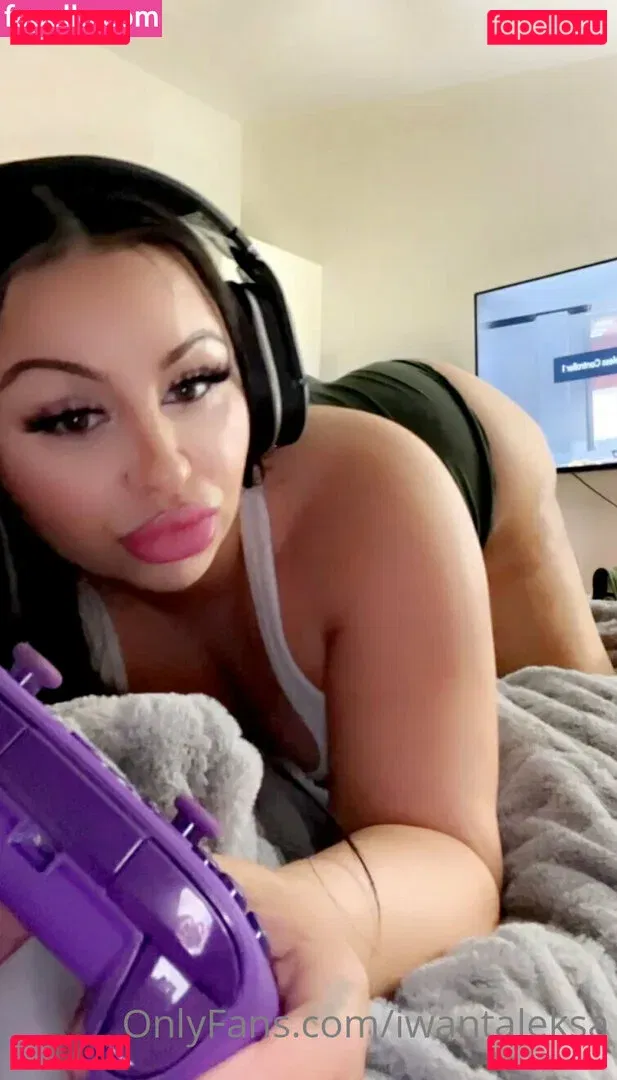 iwantaleksa Onlyfans Photo Gallery 