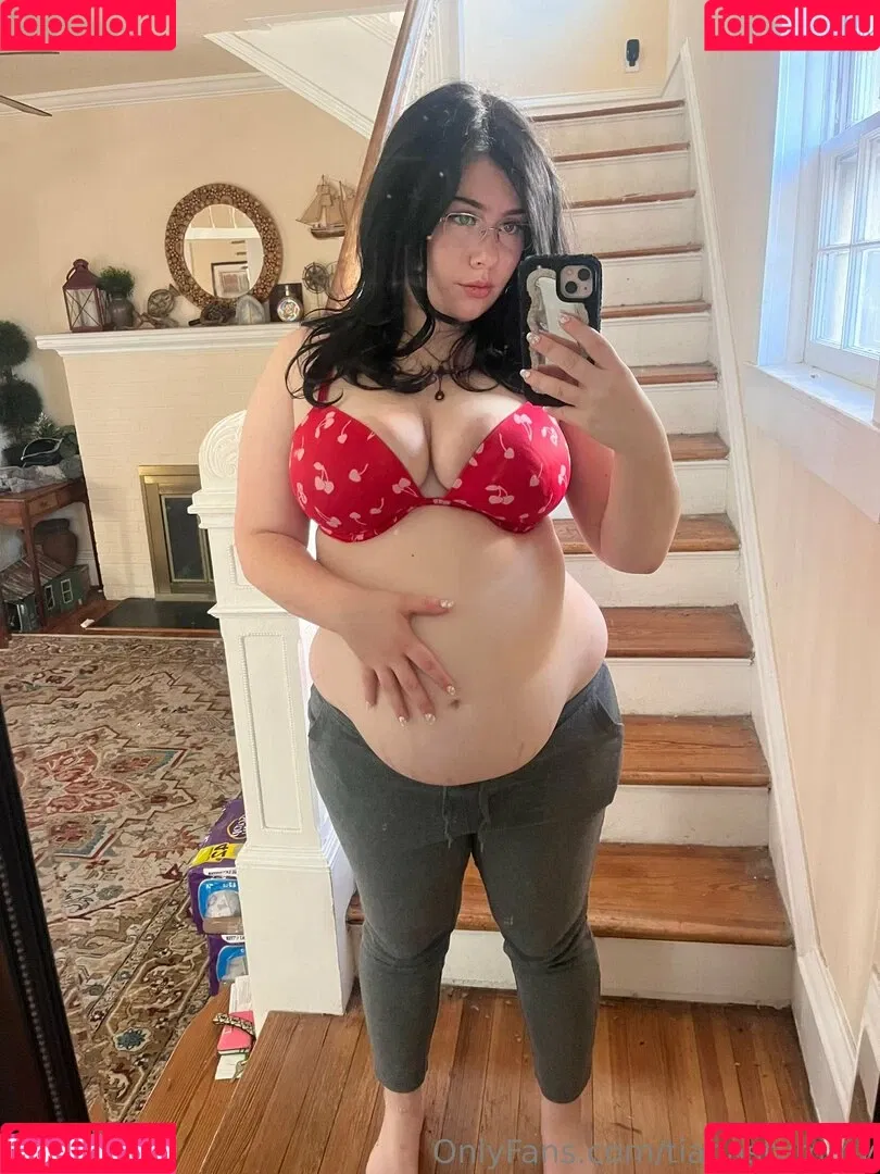 tianastummy Onlyfans Photo Gallery 