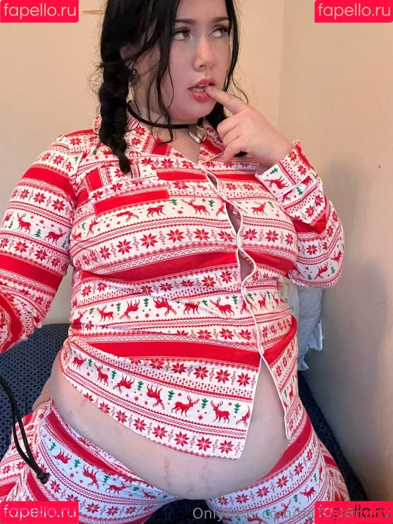tianastummy Onlyfans Photo Gallery 