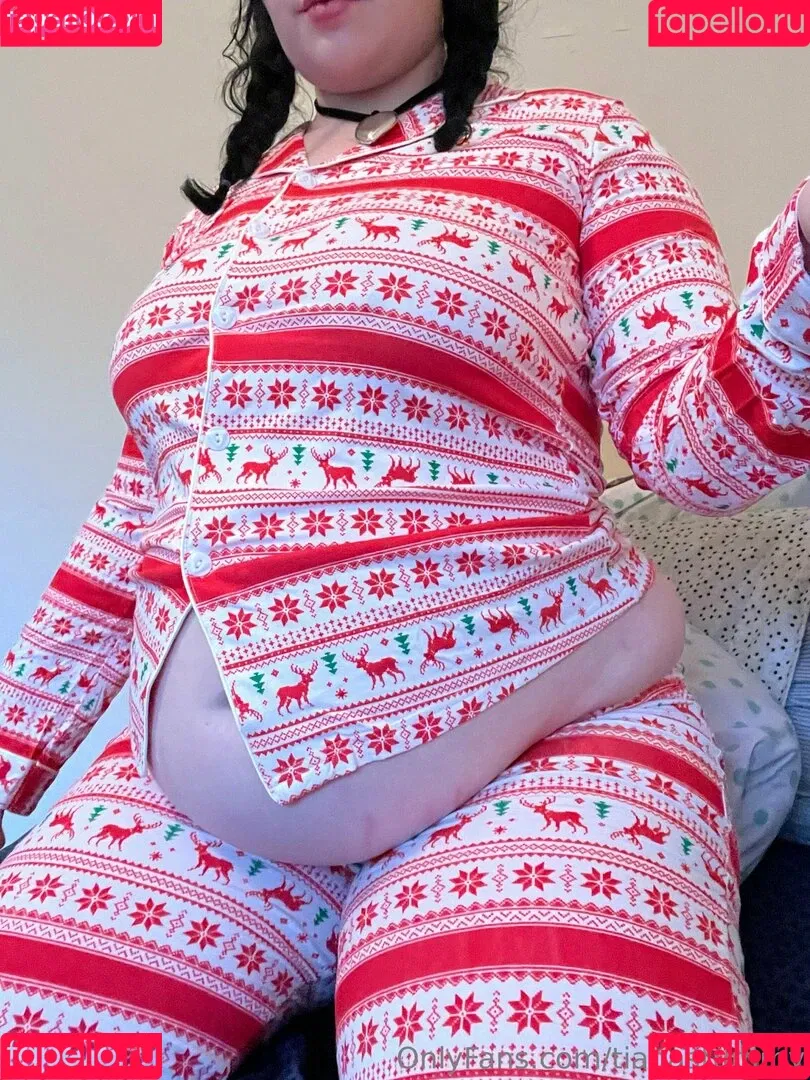 tianastummy Onlyfans Photo Gallery 