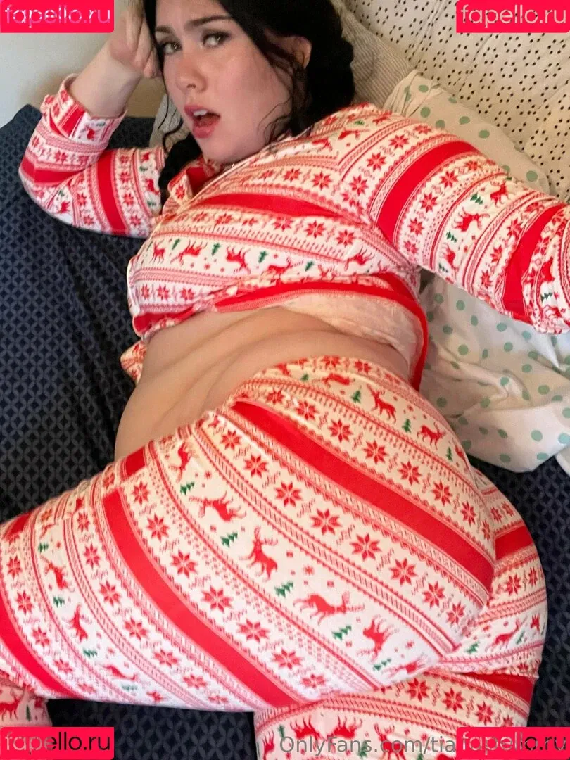 tianastummy Onlyfans Photo Gallery 