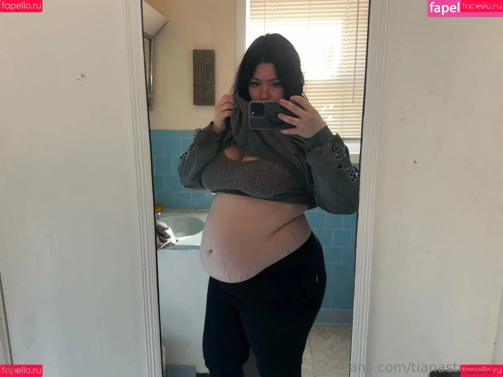 tianastummy Onlyfans Photo Gallery 