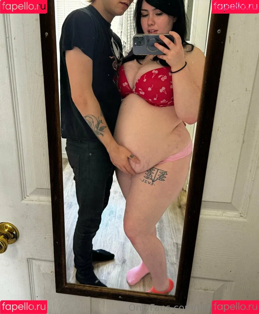 tianastummy Onlyfans Photo Gallery 