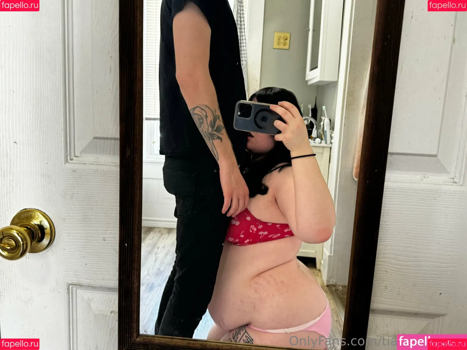 tianastummy Onlyfans Photo Gallery 