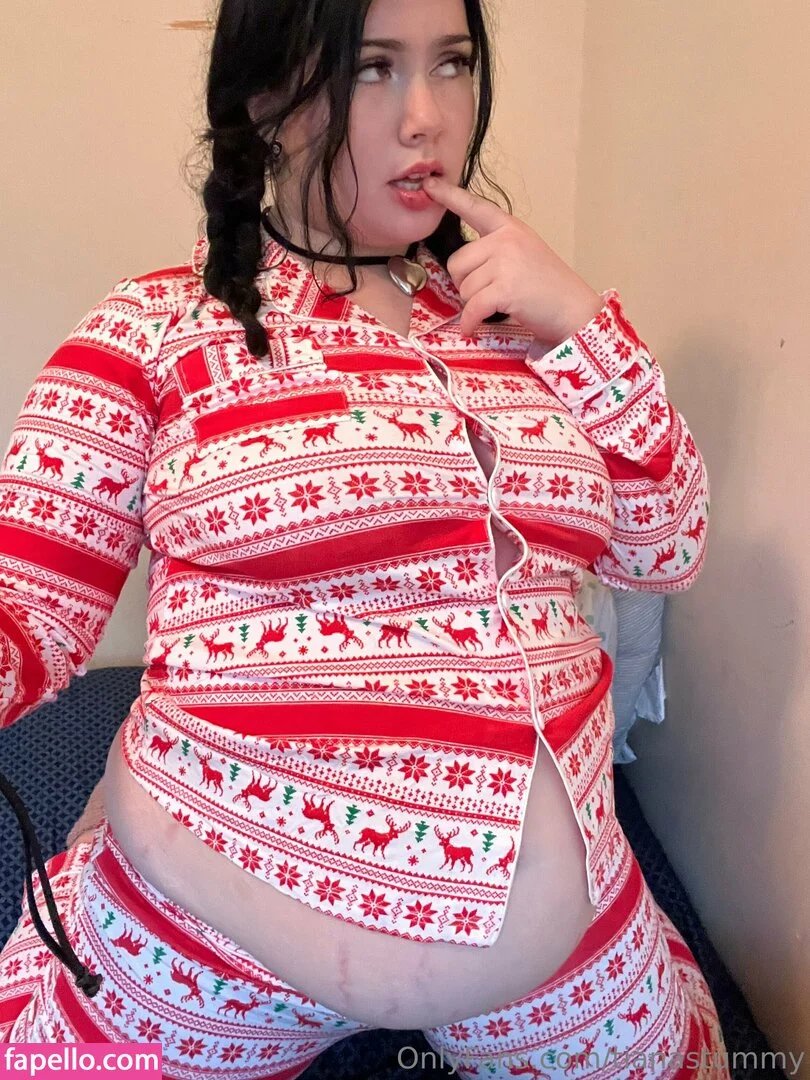 tianastummy Onlyfans Photo Gallery 