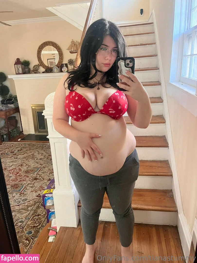tianastummy Onlyfans Photo Gallery 