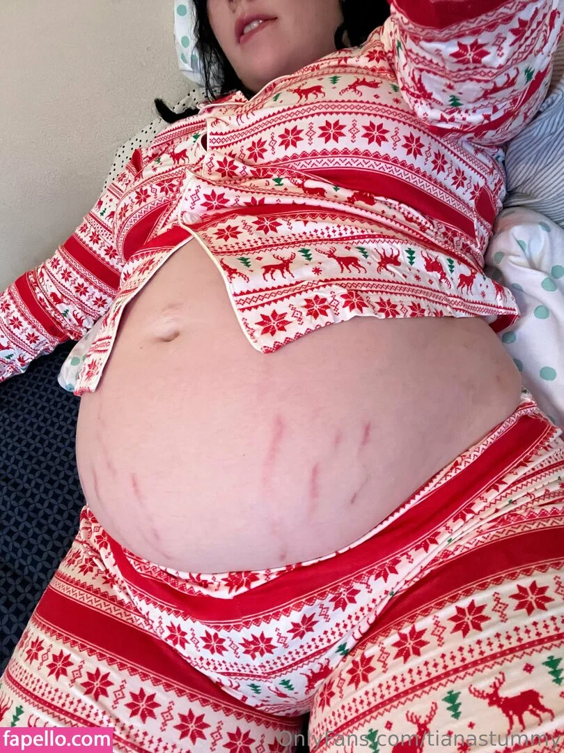 tianastummy Onlyfans Photo Gallery 