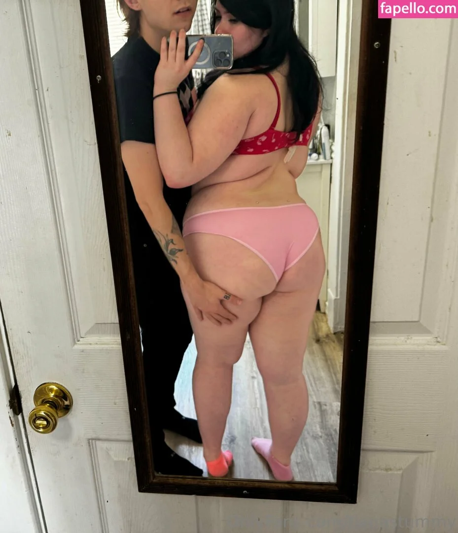 tianastummy Onlyfans Photo Gallery 