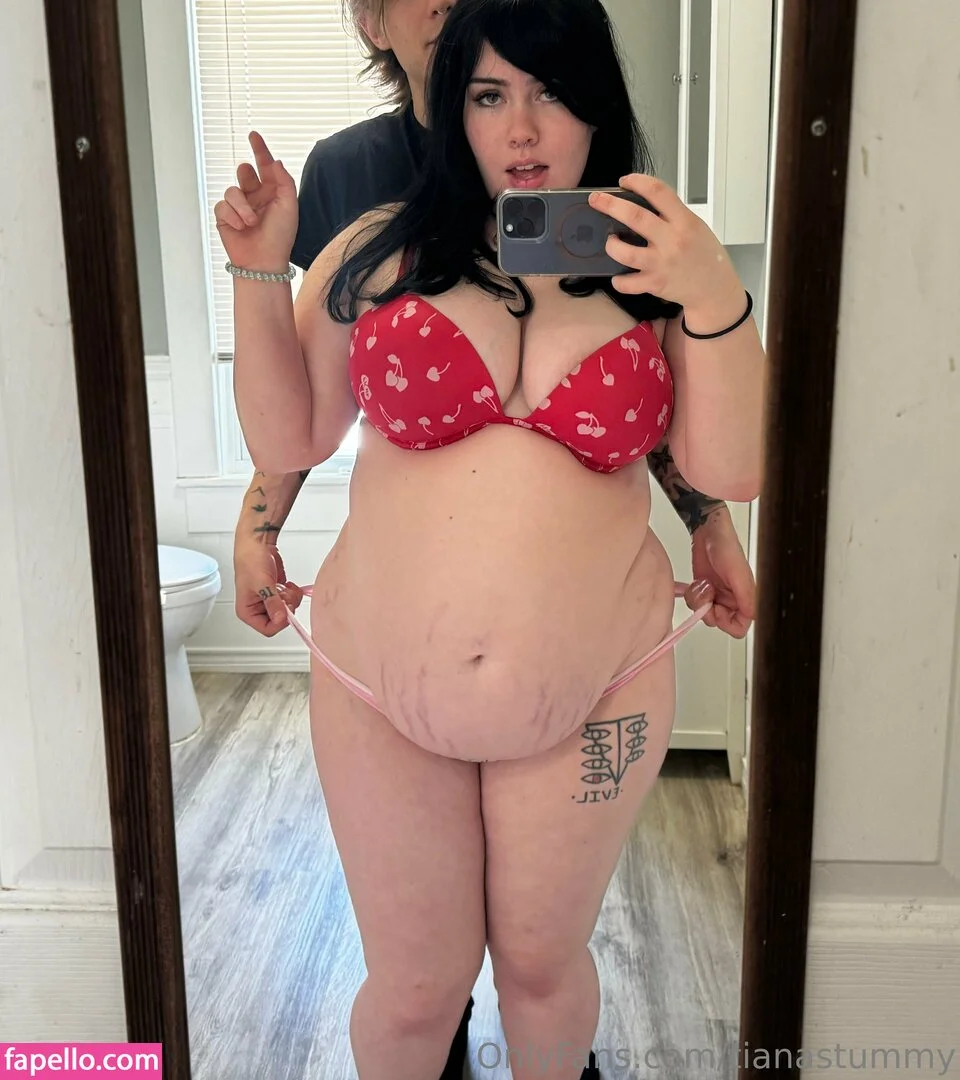 tianastummy Onlyfans Photo Gallery 