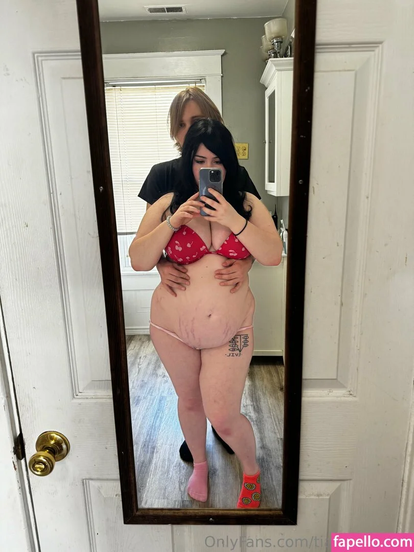 tianastummy Onlyfans Photo Gallery 