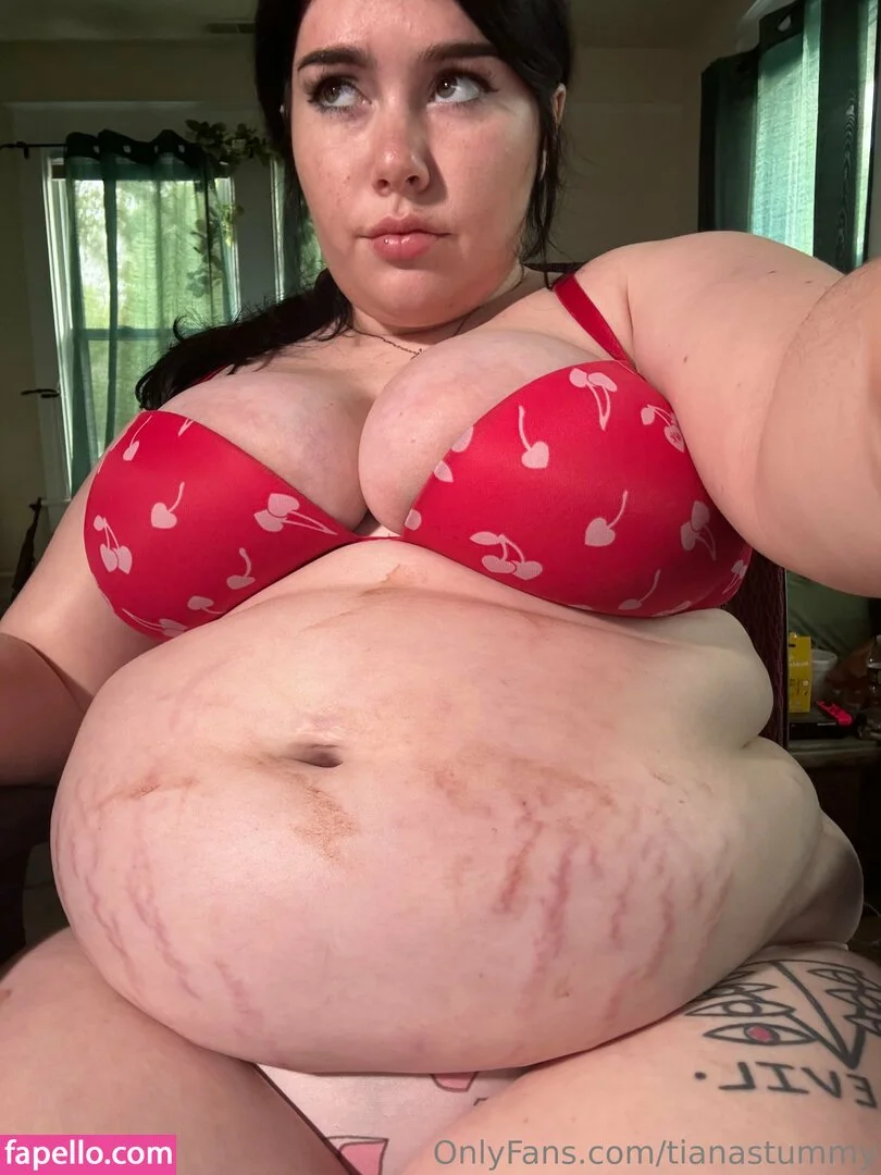 tianastummy Onlyfans Photo Gallery 